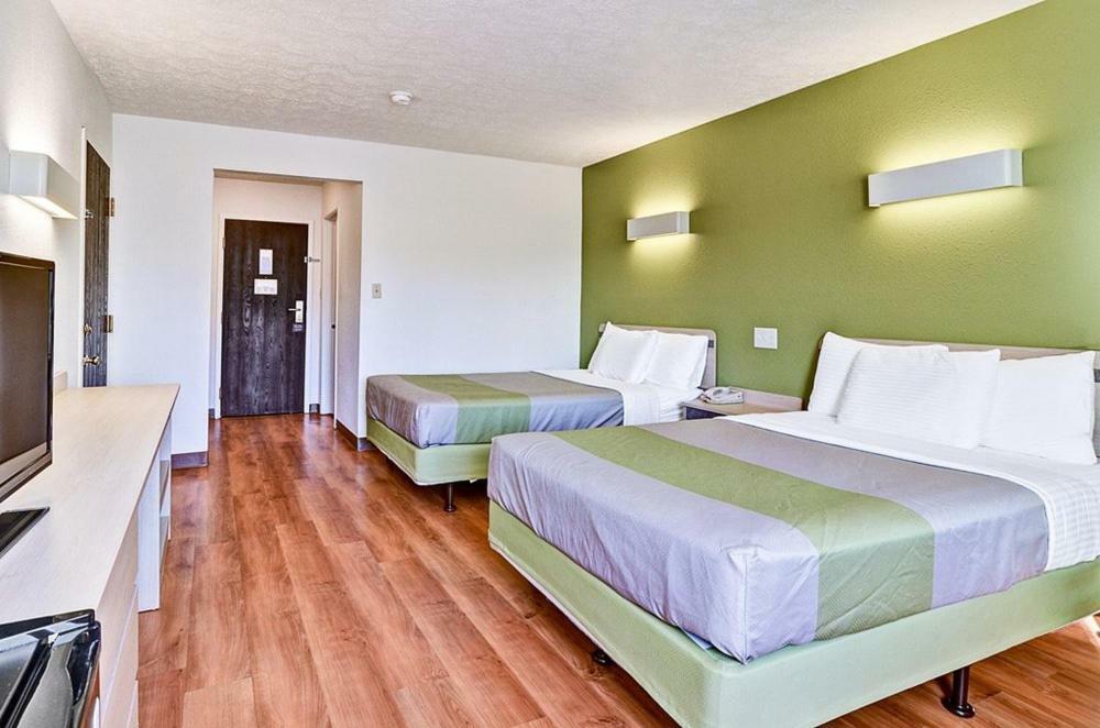Economy Inn Pittsburgh Airport Moon Township Экстерьер фото